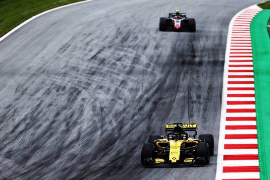 Nico Hulkenberg (GER) Renault Sport F1 Team RS18.
29.06.2018. Formula 1 World Championship, Rd 9, Austrian Grand Prix, Spielberg, Austria, Practice Day.
- www.xpbimages.com, EMail: requests@xpbimages.com - copy of publication required for printed pictures. Every used picture is fee-liable. © Copyright: Bearne / XPB Images