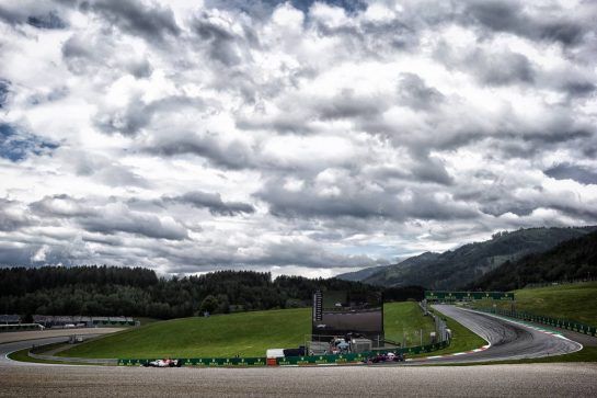 Charles Leclerc (MON) Sauber F1 Team C37 leads Pierre Gasly (FRA) Scuderia Toro Rosso STR13.
29.06.2018. Formula 1 World Championship, Rd 9, Austrian Grand Prix, Spielberg, Austria, Practice Day.
- www.xpbimages.com, EMail: requests@xpbimages.com - copy of publication required for printed pictures. Every used picture is fee-liable. © Copyright: Bearne / XPB Images