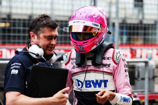 Esteban Ocon (FRA) Sahara Force India F1 Team with Bradley Joyce (GBR) Sahara Force India F1 Race Engineer.
29.06.2018. Formula 1 World Championship, Rd 9, Austrian Grand Prix, Spielberg, Austria, Practice Day.
- www.xpbimages.com, EMail: requests@xpbimages.com - copy of publication required for printed pictures. Every used picture is fee-liable. © Copyright: Batchelor / XPB Images