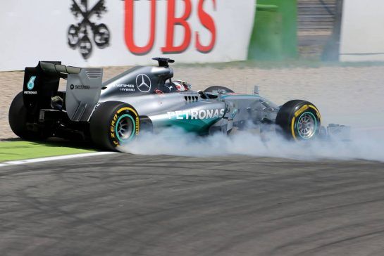 Lewis Hamilton (GBR), Mercedes AMG F1 Team crash during Q1
19.07.2014. Formula 1 World Championship, Rd 10, German Grand Prix, Hockenheim, Germany, Qualifying Day.
- www.xpbimages.com, EMail: requests@xpbimages.com - copy of publication required for printed pictures. Every used picture is fee-liable. © Copyright: Charniaux / XPB Images