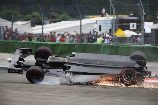 Felipe Massa (BRA) Williams FW36 crashes at the start of the race.
20.07.2014. Formula 1 World Championship, Rd 10, German Grand Prix, Hockenheim, Germany, Race Day.
- www.xpbimages.com, EMail: requests@xpbimages.com - copy of publication required for printed pictures. Every used picture is fee-liable. © Copyright: Charniaux / XPB Images