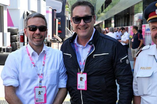 (L to R): Herbert Kickl (AUT) Austrian Government Interior Minister with Heinz-Christian Strache (AUT) Austrian Government Vice-Chancellor.
01.07.2018. Formula 1 World Championship, Rd 9, Austrian Grand Prix, Spielberg, Austria, Race Day.
- www.xpbimages.com, EMail: requests@xpbimages.com - copy of publication required for printed pictures. Every used picture is fee-liable. © Copyright: Batchelor / XPB Images