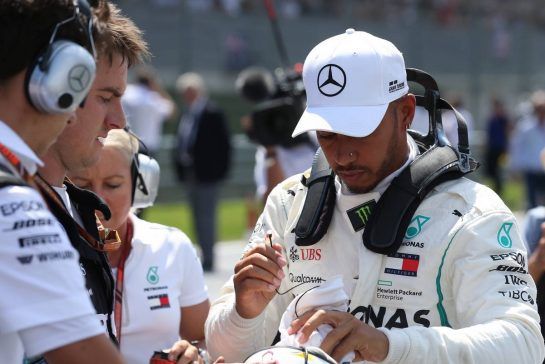 Lewis Hamilton (GBR) Mercedes AMG F1  
01.07.2018. Formula 1 World Championship, Rd 9, Austrian Grand Prix, Spielberg, Austria, Race Day.
- www.xpbimages.com, EMail: requests@xpbimages.com - copy of publication required for printed pictures. Every used picture is fee-liable. © Copyright: Batchelor / XPB Images