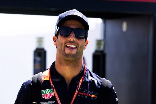 Daniel Ricciardo (AUS) Red Bull Racing.
05.07.2018. Formula 1 World Championship, Rd 10, British Grand Prix, Silverstone, England, Preparation Day.
- www.xpbimages.com, EMail: requests@xpbimages.com - copy of publication required for printed pictures. Every used picture is fee-liable. © Copyright: Rew / XPB Images