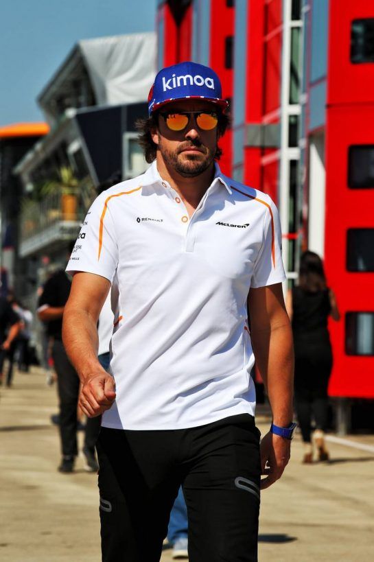 Fernando Alonso (ESP) McLaren.
05.07.2018. Formula 1 World Championship, Rd 10, British Grand Prix, Silverstone, England, Preparation Day.
- www.xpbimages.com, EMail: requests@xpbimages.com - copy of publication required for printed pictures. Every used picture is fee-liable. © Copyright: Batchelor / XPB Images