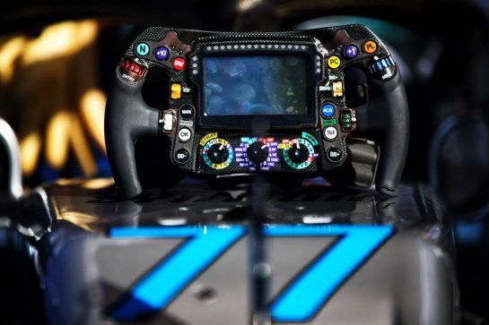 Valtteri Bottas (FIN) Mercedes AMG F1 W09 - steering wheel.
05.07.2018. Formula 1 World Championship, Rd 10, British Grand Prix, Silverstone, England, Preparation Day.
- www.xpbimages.com, EMail: requests@xpbimages.com - copy of publication required for printed pictures. Every used picture is fee-liable. © Copyright: Rew / XPB Images
