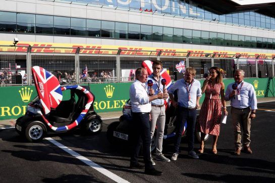 (L to R): Martin Brundle (GBR) Sky Sports Commentator; Paul di Resta (GBR) Sky Sports Presenter; Simon Lazenby (GBR) Sky Sports F1 TV Presenter; Natalie Pinkham (GBR) Sky Sports Presenter; and Johnny Herbert (GBR) Sky Sports F1 Presenter - Renault Twizy.
05.07.2018. Formula 1 World Championship, Rd 10, British Grand Prix, Silverstone, England, Preparation Day.
- www.xpbimages.com, EMail: requests@xpbimages.com - copy of publication required for printed pictures. Every used picture is fee-liable. © Copyright: Bearne / XPB Images