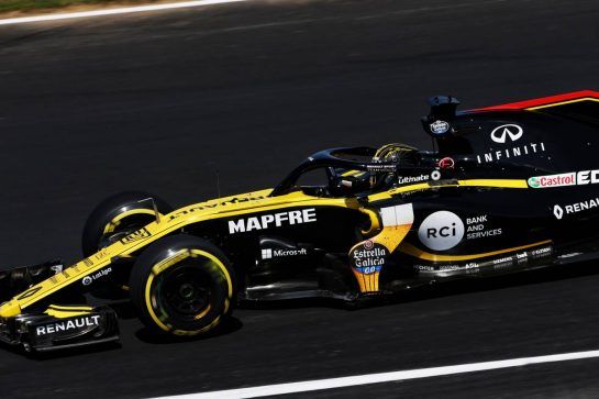 Nico Hulkenberg (GER) Renault Sport F1 Team RS18.
06.07.2018. Formula 1 World Championship, Rd 10, British Grand Prix, Silverstone, England, Practice Day.
- www.xpbimages.com, EMail: requests@xpbimages.com - copy of publication required for printed pictures. Every used picture is fee-liable. © Copyright: Moy / XPB Images