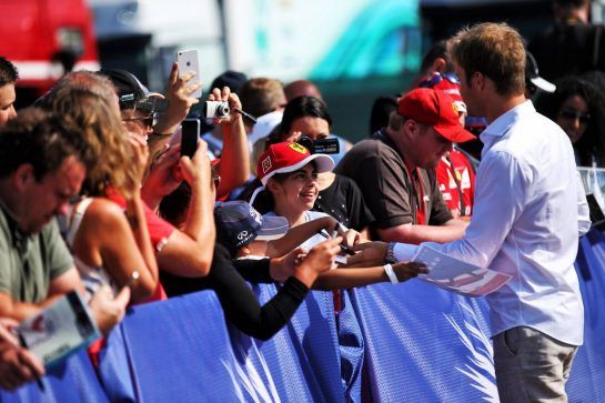 Nico Rosberg (GER) with fans.
07.07.2018. Formula 1 World Championship, Rd 10, British Grand Prix, Silverstone, England, Qualifying Day.
- www.xpbimages.com, EMail: requests@xpbimages.com - copy of publication required for printed pictures. Every used picture is fee-liable. © Copyright: Batchelor / XPB Images