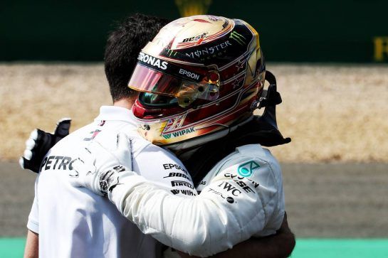 Lewis Hamilton (GBR) Mercedes AMG F1 celebrates his pole position in qualifying parc ferme.
07.07.2018. Formula 1 World Championship, Rd 10, British Grand Prix, Silverstone, England, Qualifying Day.
- www.xpbimages.com, EMail: requests@xpbimages.com - copy of publication required for printed pictures. Every used picture is fee-liable. © Copyright: Batchelor / XPB Images