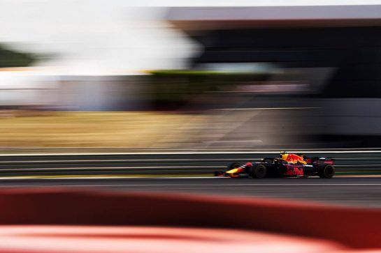 Max Verstappen (NLD) Red Bull Racing RB14.
07.07.2018. Formula 1 World Championship, Rd 10, British Grand Prix, Silverstone, England, Qualifying Day.
- www.xpbimages.com, EMail: requests@xpbimages.com - copy of publication required for printed pictures. Every used picture is fee-liable. © Copyright: Rew / XPB Images