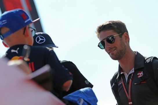 Romain Grosjean (FRA) Haas F1 Team 
08.07.2018. Formula 1 World Championship, Rd 10, British Grand Prix, Silverstone, England, Race Day.
- www.xpbimages.com, EMail: requests@xpbimages.com - copy of publication required for printed pictures. Every used picture is fee-liable. © Copyright: Charniaux / XPB Images