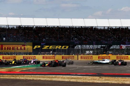 Lewis Hamilton (GBR) Mercedes AMG F1 W09 collided with Kimi Raikkonen (FIN) Ferrari SF71H at the start of the race.
08.07.2018. Formula 1 World Championship, Rd 10, British Grand Prix, Silverstone, England, Race Day.
- www.xpbimages.com, EMail: requests@xpbimages.com - copy of publication required for printed pictures. Every used picture is fee-liable. © Copyright: Moy / XPB Images