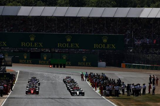 Lewis Hamilton (GBR) Mercedes AMG F1 W09 on the formation lap.
08.07.2018. Formula 1 World Championship, Rd 10, British Grand Prix, Silverstone, England, Race Day.
- www.xpbimages.com, EMail: requests@xpbimages.com - copy of publication required for printed pictures. Every used picture is fee-liable. © Copyright: Charniaux / XPB Images
