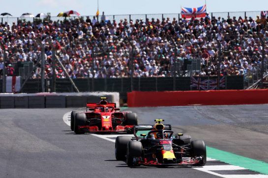 Max Verstappen (NLD) Red Bull Racing RB14.
08.07.2018. Formula 1 World Championship, Rd 10, British Grand Prix, Silverstone, England, Race Day.
- www.xpbimages.com, EMail: requests@xpbimages.com - copy of publication required for printed pictures. Every used picture is fee-liable. © Copyright: Photo4 / XPB Images