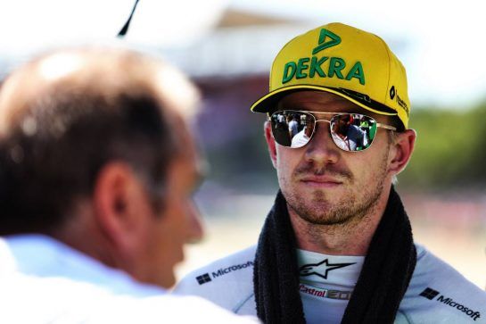 Nico Hulkenberg (GER) Renault Sport F1 Team on the grid.
08.07.2018. Formula 1 World Championship, Rd 10, British Grand Prix, Silverstone, England, Race Day.
- www.xpbimages.com, EMail: requests@xpbimages.com - copy of publication required for printed pictures. Every used picture is fee-liable. © Copyright: Charniaux / XPB Images