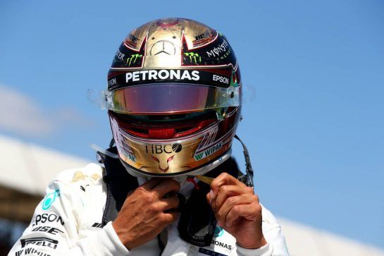 Lewis Hamilton (GBR) Mercedes AMG F1 W09.
08.07.2018. Formula 1 World Championship, Rd 10, British Grand Prix, Silverstone, England, Race Day.
- www.xpbimages.com, EMail: requests@xpbimages.com - copy of publication required for printed pictures. Every used picture is fee-liable. © Copyright: Batchelor / XPB Images