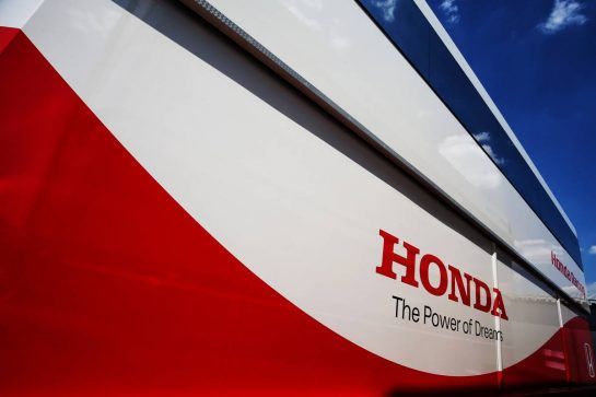 Honda truck in the paddock.
19.07.2018. Formula 1 World Championship, Rd 11, German Grand Prix, Hockenheim, Germany, Preparation Day.
- www.xpbimages.com, EMail: requests@xpbimages.com - copy of publication required for printed pictures. Every used picture is fee-liable. © Copyright: Moy / XPB Images