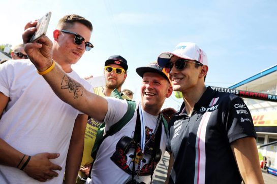 Esteban Ocon (FRA) Sahara Force India F1 Team with fans.
19.07.2018. Formula 1 World Championship, Rd 11, German Grand Prix, Hockenheim, Germany, Preparation Day.
- www.xpbimages.com, EMail: requests@xpbimages.com - copy of publication required for printed pictures. Every used picture is fee-liable. © Copyright: Schaber / XPB Images