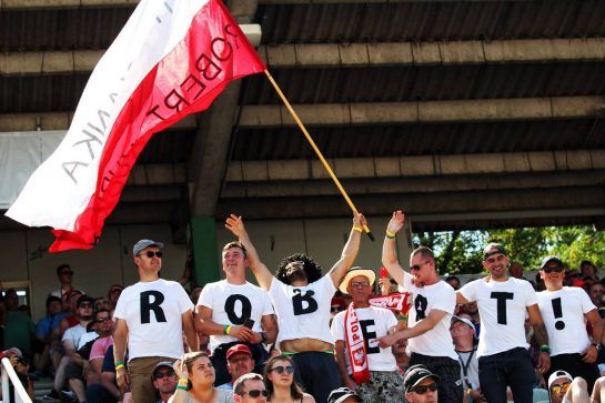 Robert Kubica (POL) Williams Reserve and Development Driver fans in the grandstand.
20.07.2018. Formula 1 World Championship, Rd 11, German Grand Prix, Hockenheim, Germany, Practice Day.
- www.xpbimages.com, EMail: requests@xpbimages.com - copy of publication required for printed pictures. Every used picture is fee-liable. © Copyright: Photo4 / XPB Images