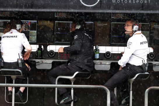 Mercedes AMG F1 pit gantry.
21.07.2018. Formula 1 World Championship, Rd 11, German Grand Prix, Hockenheim, Germany, Qualifying Day.
- www.xpbimages.com, EMail: requests@xpbimages.com - copy of publication required for printed pictures. Every used picture is fee-liable. © Copyright: Bearne / XPB Images