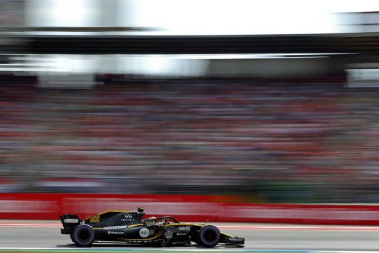 Carlos Sainz Jr (ESP) Renault F1 Team 
21.07.2018. Formula 1 World Championship, Rd 11, German Grand Prix, Hockenheim, Germany, Qualifying Day.
- www.xpbimages.com, EMail: requests@xpbimages.com - copy of publication required for printed pictures. Every used picture is fee-liable. © Copyright: Charniaux / XPB Images