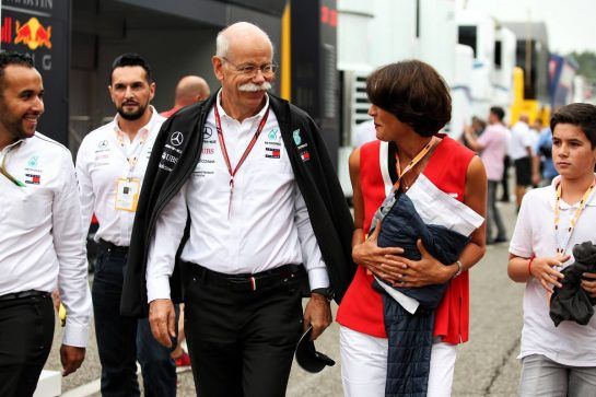 Dr. Dieter Zetsche (GER) Daimler AG CEO.
22.07.2018. Formula 1 World Championship, Rd 11, German Grand Prix, Hockenheim, Germany, Race Day.
- www.xpbimages.com, EMail: requests@xpbimages.com - copy of publication required for printed pictures. Every used picture is fee-liable. © Copyright: Schaber / XPB Images