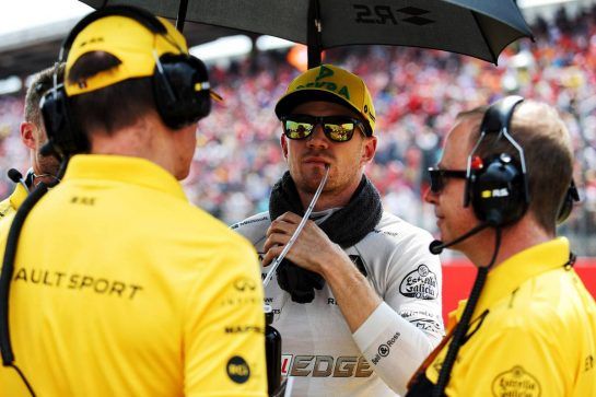 Nico Hulkenberg (GER) Renault Sport F1 Team on the grid.
22.07.2018. Formula 1 World Championship, Rd 11, German Grand Prix, Hockenheim, Germany, Race Day.
- www.xpbimages.com, EMail: requests@xpbimages.com - copy of publication required for printed pictures. Every used picture is fee-liable. © Copyright: Charniaux / XPB Images