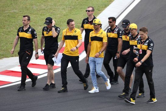 Carlos Sainz Jr (ESP) Renault F1 Team 
26.07.2018. Formula 1 World Championship, Rd 12, Hungarian Grand Prix, Budapest, Hungary, Preparation Day.
- www.xpbimages.com, EMail: requests@xpbimages.com - copy of publication required for printed pictures. Every used picture is fee-liable. © Copyright: Charniaux / XPB Images