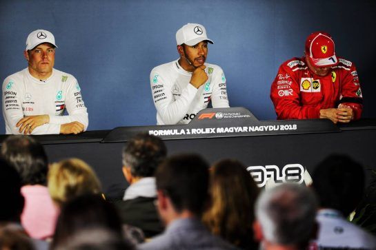 The post qualifying FIA Press Conference (L to R): Valtteri Bottas (FIN) Mercedes AMG F1, second; Lewis Hamilton (GBR) Mercedes AMG F1, pole position; Kimi Raikkonen (FIN) Ferrari, third.
28.07.2018. Formula 1 World Championship, Rd 12, Hungarian Grand Prix, Budapest, Hungary, Qualifying Day.
- www.xpbimages.com, EMail: requests@xpbimages.com - copy of publication required for printed pictures. Every used picture is fee-liable. © Copyright: Bearne / XPB Images