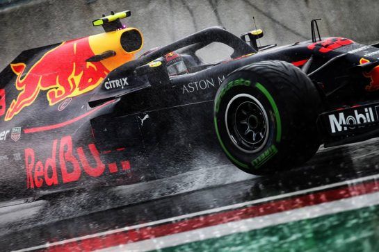 Max Verstappen (NLD) Red Bull Racing RB14.
28.07.2018. Formula 1 World Championship, Rd 12, Hungarian Grand Prix, Budapest, Hungary, Qualifying Day.
- www.xpbimages.com, EMail: requests@xpbimages.com - copy of publication required for printed pictures. Every used picture is fee-liable. © Copyright: Bearne / XPB Images