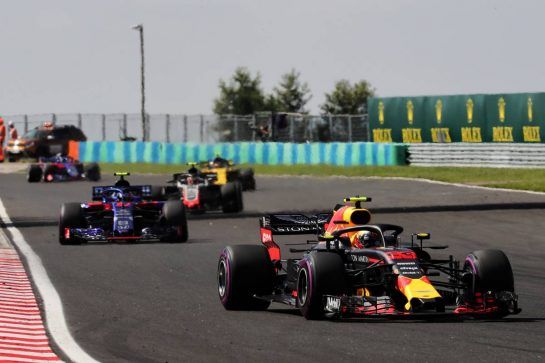 Max Verstappen (NLD) Red Bull Racing RB14.
29.07.2018. Formula 1 World Championship, Rd 12, Hungarian Grand Prix, Budapest, Hungary, Race Day.
- www.xpbimages.com, EMail: requests@xpbimages.com - copy of publication required for printed pictures. Every used picture is fee-liable. © Copyright: Photo4 / XPB Images