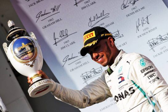 Race winner Lewis Hamilton (GBR) Mercedes AMG F1 celebrates on the podium.
29.07.2018. Formula 1 World Championship, Rd 12, Hungarian Grand Prix, Budapest, Hungary, Race Day.
- www.xpbimages.com, EMail: requests@xpbimages.com - copy of publication required for printed pictures. Every used picture is fee-liable. © Copyright: Bearne / XPB Images