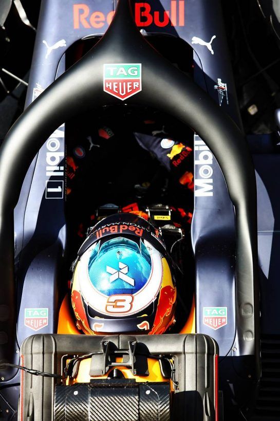 Daniel Ricciardo (AUS) Red Bull Racing RB14.
31.07.2018. Formula 1 Testing, Budapest, Hungary.
- www.xpbimages.com, EMail: requests@xpbimages.com - copy of publication required for printed pictures. Every used picture is fee-liable. © Copyright: Charniaux / XPB Images