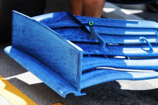 Williams FW41 front wing with flow-vis paint.
31.07.2018. Formula 1 Testing, Budapest, Hungary.
- www.xpbimages.com, EMail: requests@xpbimages.com - copy of publication required for printed pictures. Every used picture is fee-liable. © Copyright: Moy / XPB Images