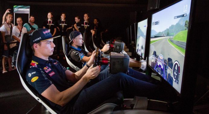 Verstappen leads move to Esports after F1 shutdown