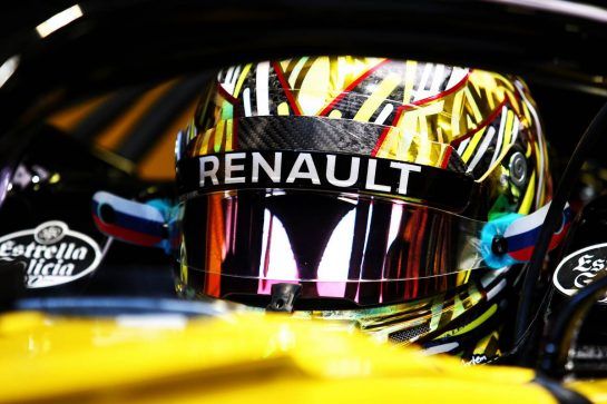 Artem Markelov (RUS) Renault Sport F1 RS18 Test and Development Driver.
01.08.2018. Formula 1 Testing, Budapest, Hungary.
- www.xpbimages.com, EMail: requests@xpbimages.com - copy of publication required for printed pictures. Every used picture is fee-liable. © Copyright: Charniaux / XPB Images