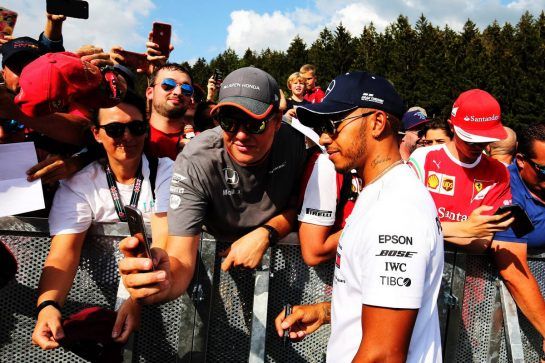 Lewis Hamilton (GBR) Mercedes AMG F1 with fans.
23.08.2018. Formula 1 World Championship, Rd 13, Belgian Grand Prix, Spa Francorchamps, Belgium, Preparation Day.
- www.xpbimages.com, EMail: requests@xpbimages.com - copy of publication required for printed pictures. Every used picture is fee-liable. © Copyright: Moy / XPB Images