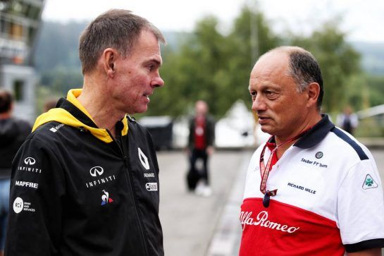 (L to R): Alan Permane (GBR) Renault Sport F1 Team Trackside Operations Director with Frederic Vasseur (FRA) Sauber F1 Team, Team Principal.
24.08.2018. Formula 1 World Championship, Rd 13, Belgian Grand Prix, Spa Francorchamps, Belgium, Practice Day.
- www.xpbimages.com, EMail: requests@xpbimages.com - copy of publication required for printed pictures. Every used picture is fee-liable. © Copyright: Batchelor / XPB Images