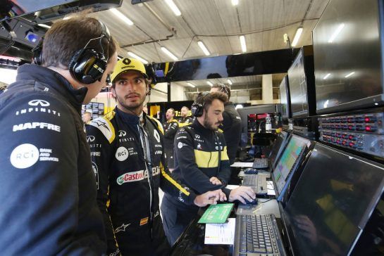 Carlos Sainz Jr (ESP) Renault F1 Team 
25.08.2018. Formula 1 World Championship, Rd 13, Belgian Grand Prix, Spa Francorchamps, Belgium, Qualifying Day.
- www.xpbimages.com, EMail: requests@xpbimages.com - copy of publication required for printed pictures. Every used picture is fee-liable. © Copyright: Charniaux / XPB Images