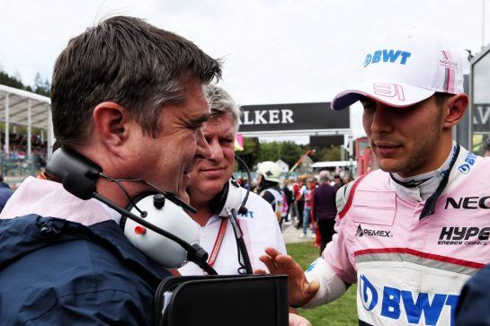 (L to R): Bradley Joyce (GBR) Racing Point Force India F1 Race Engineer with Otmar Szafnauer (USA) Racing Point Force India F1 Team Principal and CEO and Esteban Ocon (FRA) Racing Point Force India F1 Team on the grid.
26.08.2018. Formula 1 World Championship, Rd 13, Belgian Grand Prix, Spa Francorchamps, Belgium, Race Day.
- www.xpbimages.com, EMail: requests@xpbimages.com - copy of publication required for printed pictures. Every used picture is fee-liable. © Copyright: Batchelor / XPB Images