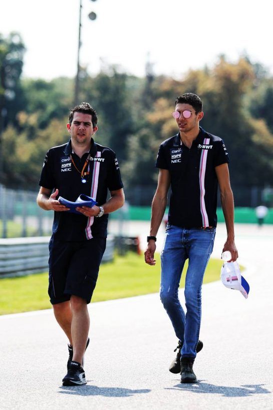 Esteban Ocon (FRA) Racing Point Force India F1 Team walks the circuit with the team.
30.08.2018. Formula 1 World Championship, Rd 14, Italian Grand Prix, Monza, Italy, Preparation Day.
- www.xpbimages.com, EMail: requests@xpbimages.com - copy of publication required for printed pictures. Every used picture is fee-liable. © Copyright: Moy / XPB Images