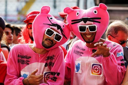 Racing Point Force India F1 Team - Pink Panthers fans.
30.08.2018. Formula 1 World Championship, Rd 14, Italian Grand Prix, Monza, Italy, Preparation Day.
- www.xpbimages.com, EMail: requests@xpbimages.com - copy of publication required for printed pictures. Every used picture is fee-liable. © Copyright: Moy / XPB Images