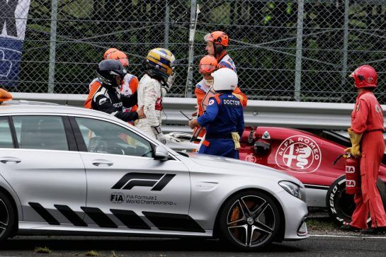 Marcus Ericsson (SWE) Sauber C37 crashed in the second practice session.
31.08.2018. Formula 1 World Championship, Rd 14, Italian Grand Prix, Monza, Italy, Practice Day.
- www.xpbimages.com, EMail: requests@xpbimages.com - copy of publication required for printed pictures. Every used picture is fee-liable. © Copyright: Moy / XPB Images
