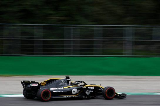 Nico Hulkenberg (GER) Renault Sport F1 Team
31.08.2018. Formula 1 World Championship, Rd 14, Italian Grand Prix, Monza, Italy, Practice Day.
- www.xpbimages.com, EMail: requests@xpbimages.com - copy of publication required for printed pictures. Every used picture is fee-liable. © Copyright: Charniaux / XPB Images