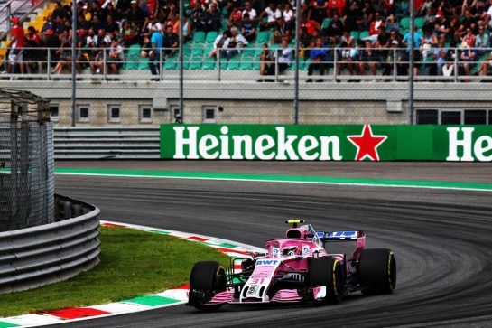 Esteban Ocon (FRA) Racing Point Force India F1 VJM11.
31.08.2018. Formula 1 World Championship, Rd 14, Italian Grand Prix, Monza, Italy, Practice Day.
- www.xpbimages.com, EMail: requests@xpbimages.com - copy of publication required for printed pictures. Every used picture is fee-liable. © Copyright: Photo4 / XPB Images