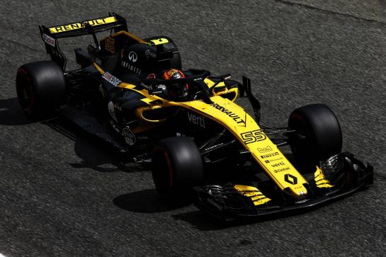 Carlos Sainz Jr (ESP) Renault Sport F1 Team RS18.
01.09.2018. Formula 1 World Championship, Rd 14, Italian Grand Prix, Monza, Italy, Qualifying Day.
- www.xpbimages.com, EMail: requests@xpbimages.com - copy of publication required for printed pictures. Every used picture is fee-liable. © Copyright: Moy / XPB Images