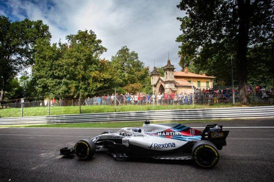Lance Stroll (CDN) Williams FW41.
01.09.2018. Formula 1 World Championship, Rd 14, Italian Grand Prix, Monza, Italy, Qualifying Day.
- www.xpbimages.com, EMail: requests@xpbimages.com - copy of publication required for printed pictures. Every used picture is fee-liable. © Copyright: Bearne / XPB Images