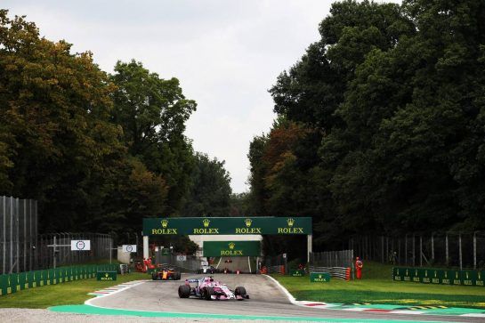 Sergio Perez (MEX) Racing Point Force India F1 VJM11.
02.09.2018. Formula 1 World Championship, Rd 14, Italian Grand Prix, Monza, Italy, Race Day.
- www.xpbimages.com, EMail: requests@xpbimages.com - copy of publication required for printed pictures. Every used picture is fee-liable. © Copyright: Charniaux / XPB Images