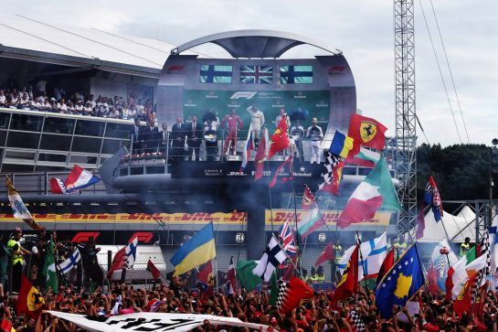 The podium (L to R): Kimi Raikkonen (FIN) Ferrari, second; Lewis Hamilton (GBR) Mercedes AMG F1, race winner; Valtteri Bottas (FIN) Mercedes AMG F1, third.
02.09.2018. Formula 1 World Championship, Rd 14, Italian Grand Prix, Monza, Italy, Race Day.
- www.xpbimages.com, EMail: requests@xpbimages.com - copy of publication required for printed pictures. Every used picture is fee-liable. © Copyright: Moy / XPB Images